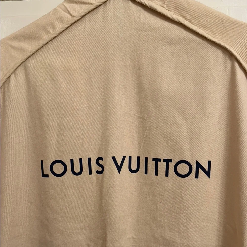 Louis Vuitton Beige Garment Cover
